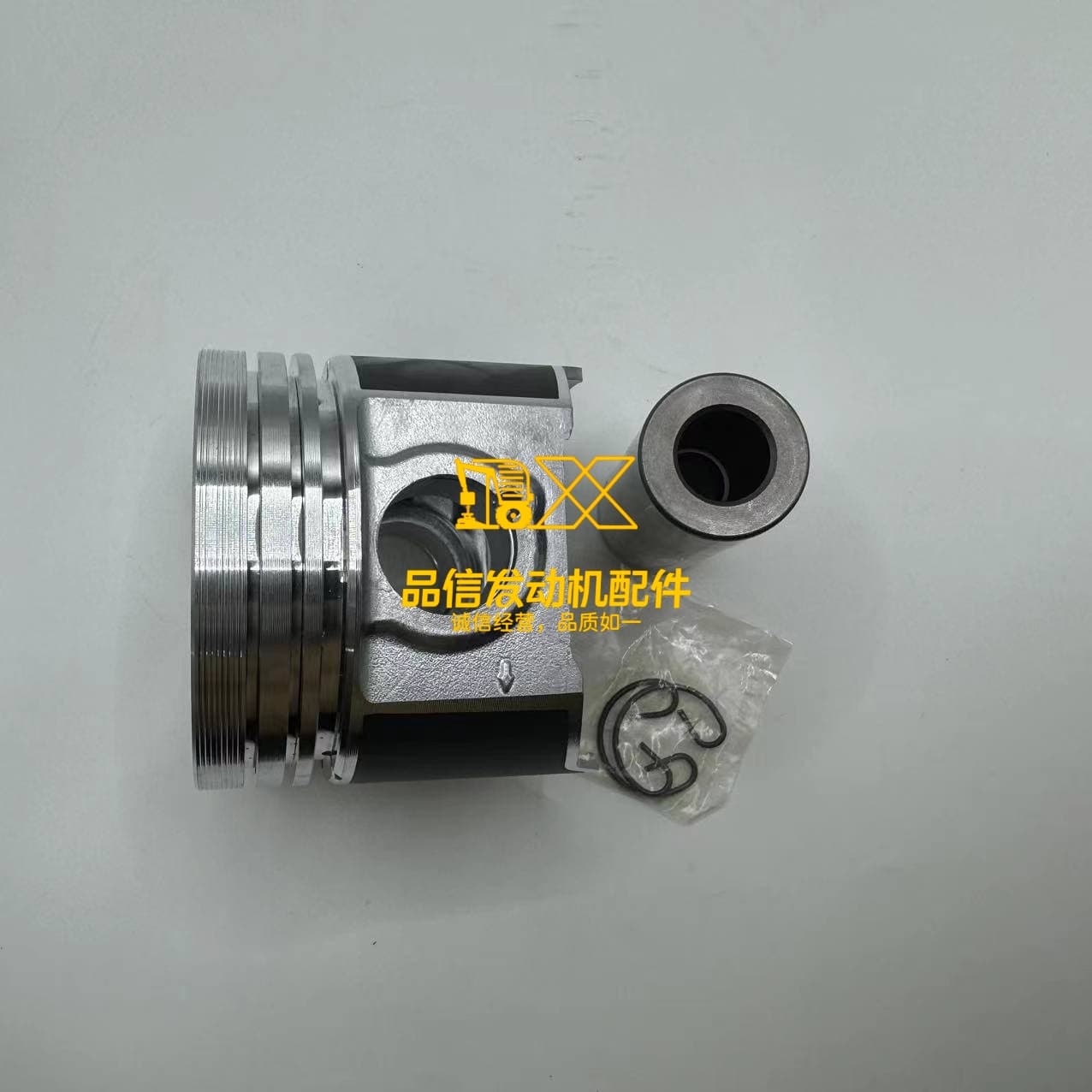 Engine Parts in Stock V2203 Piston Set 16427-21110 17121-21120 1G813-21110 for Kubota