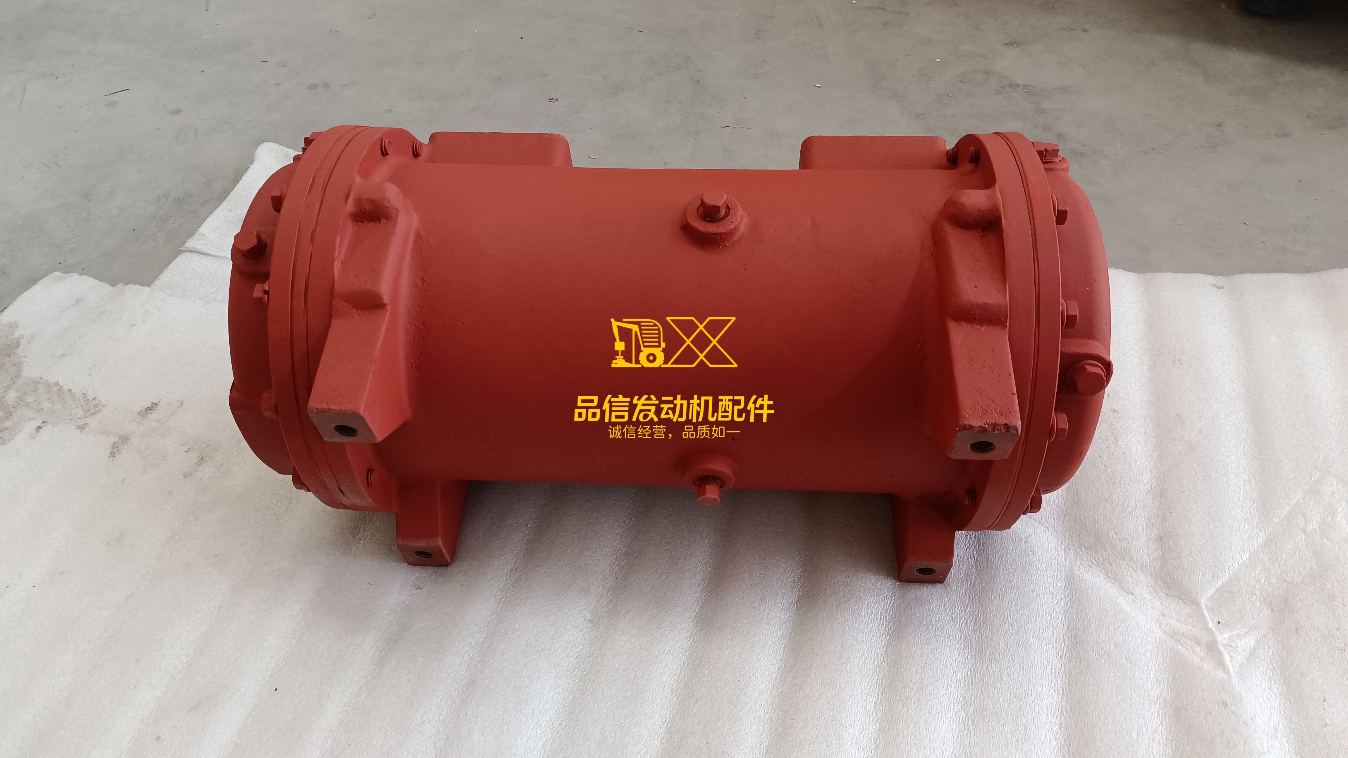 Dongfeng Cummins Marine Engine Parts NT855 Heat Exchanger 3166050 4914903 4914904 4296175 3655859 Dongfeng Cummins Marine Engine Parts NT855 Heat Exchanger 3166050 4914903 4914904 4296175 3655859