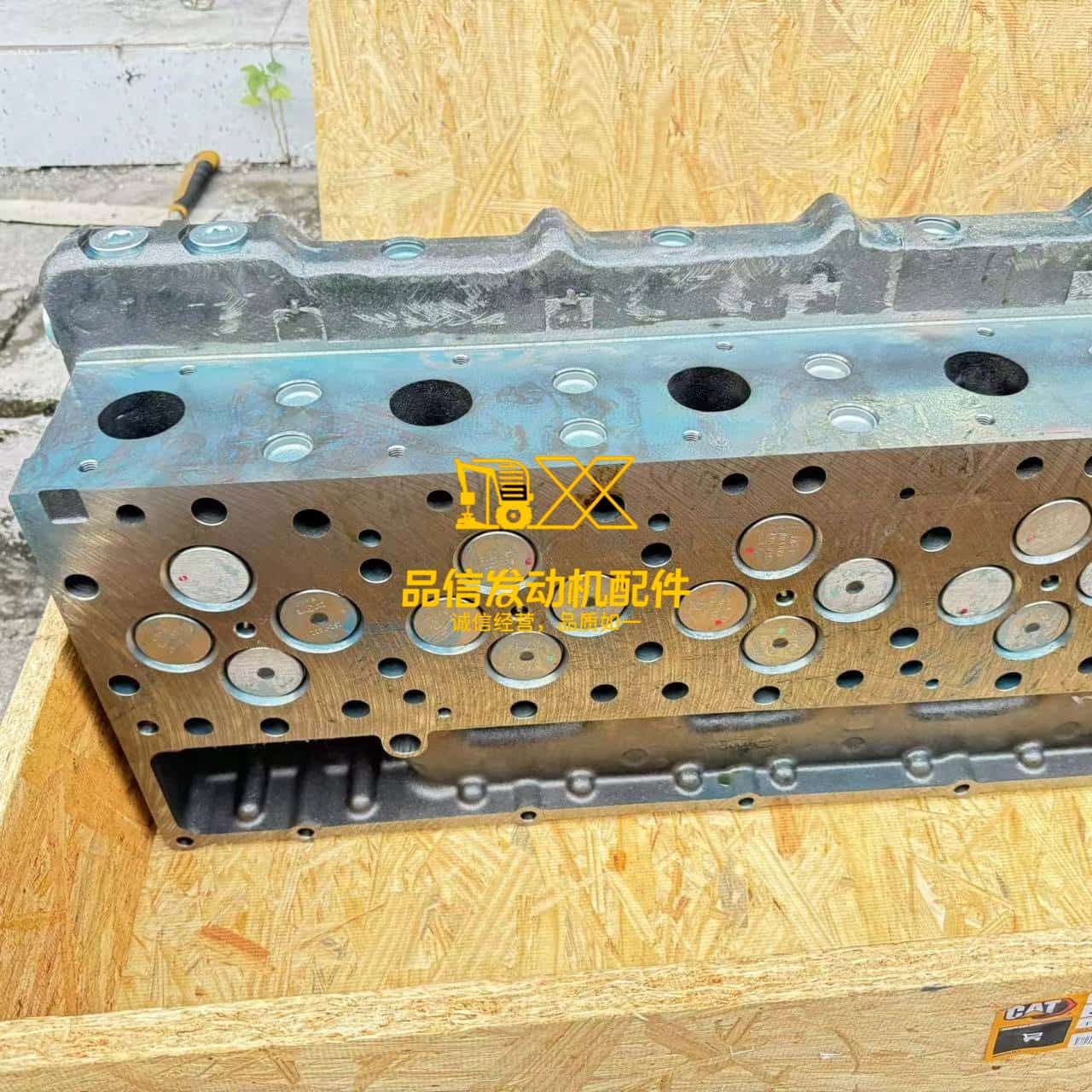 10R2602 | Caterpillar C13 Cylinder Head, Remanufactured (3050617) 10R2602 | Caterpillar C13 Cylinder Head, Remanufactured (3050617)