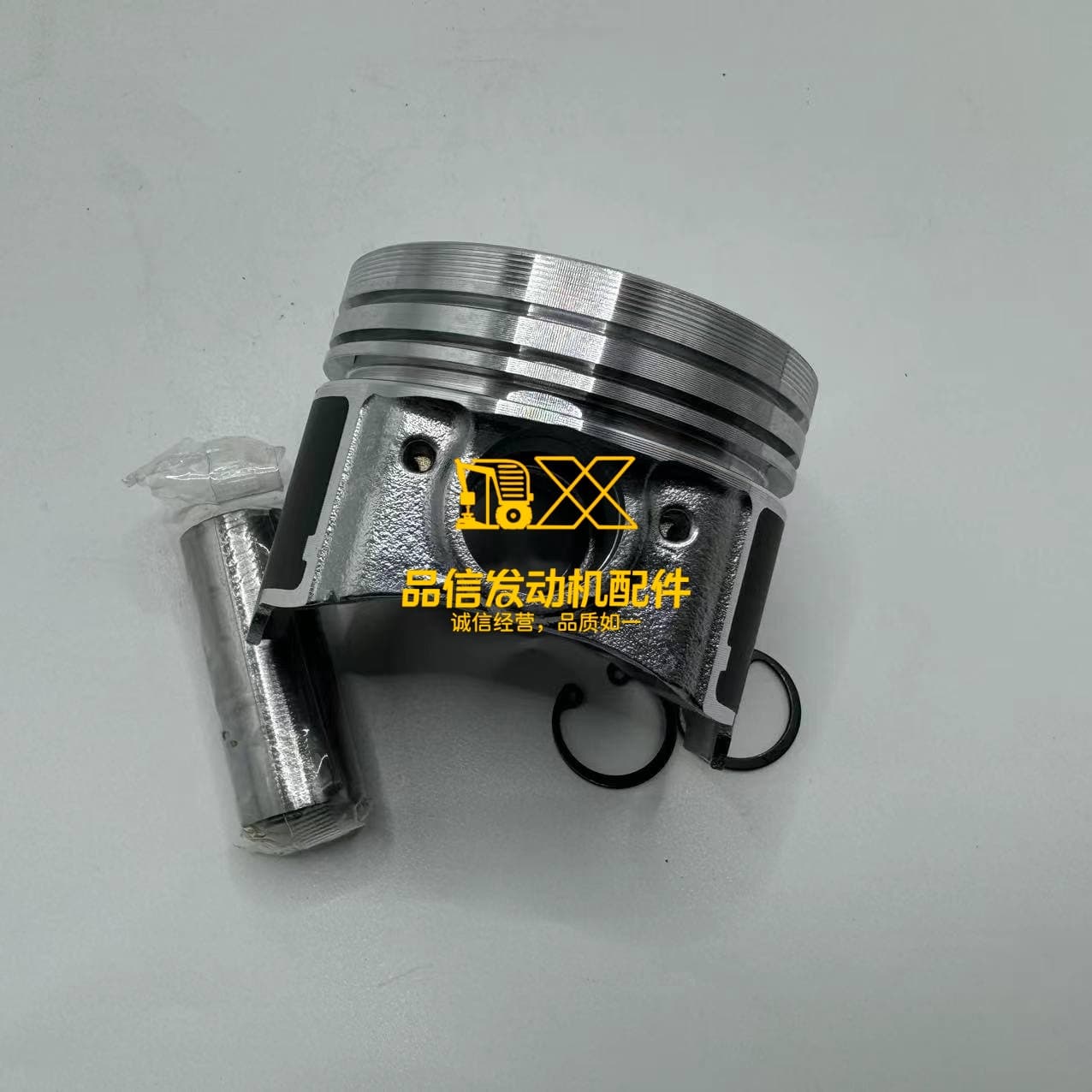 1 PC D902 D902E Piston with Pin STD 72mm 1G826-21112 1G826-21110 for Kubota D902 Engine RTV900 ZD323 BX25 BX2350D U17 KX018 KX41 KX41-3 Excavator