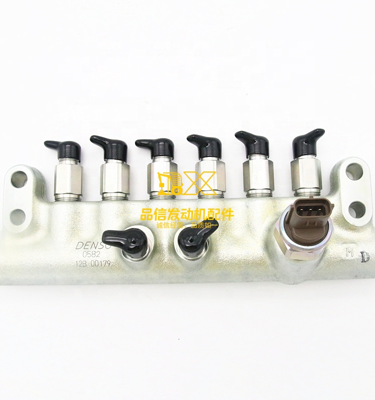 Genuine Original Other Auto Parts  6WG1 HITACHI ZX670-3  8-97603121-2  8976031212 Fuel Injection Pump Common Rai