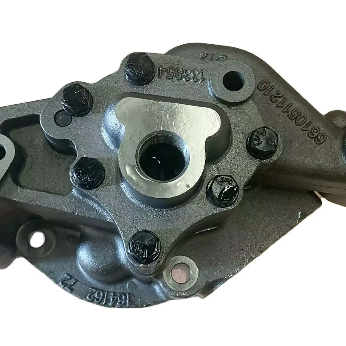 Oil Pump Ass'y 6620-51-1000 for Bulldozer  D60A-6