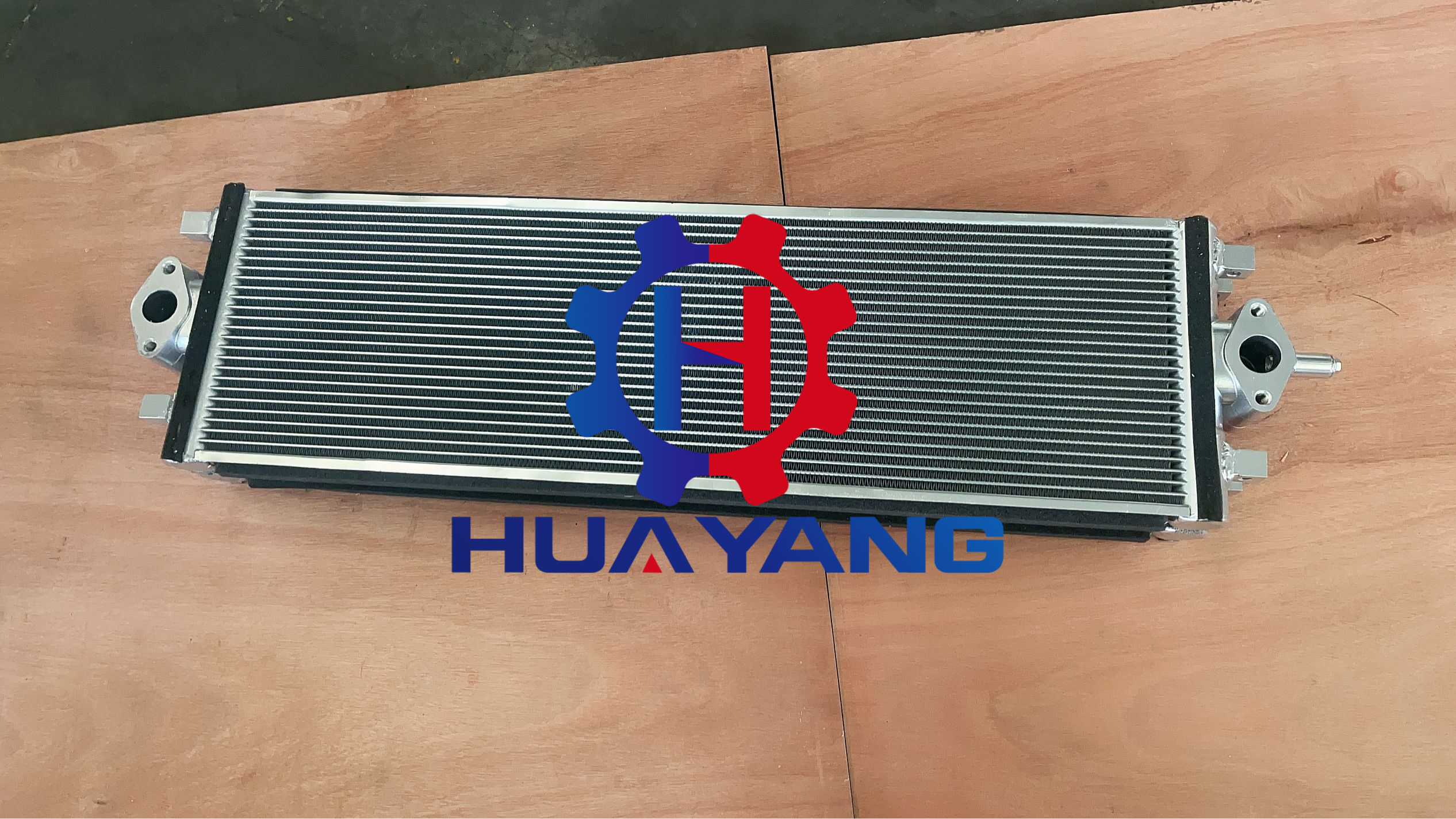 20Y-03-56130 OIL COOLER Excavator PC215-10 MO Spare Parts 20Y-03-46130 RADIATOR ASSEMBLY