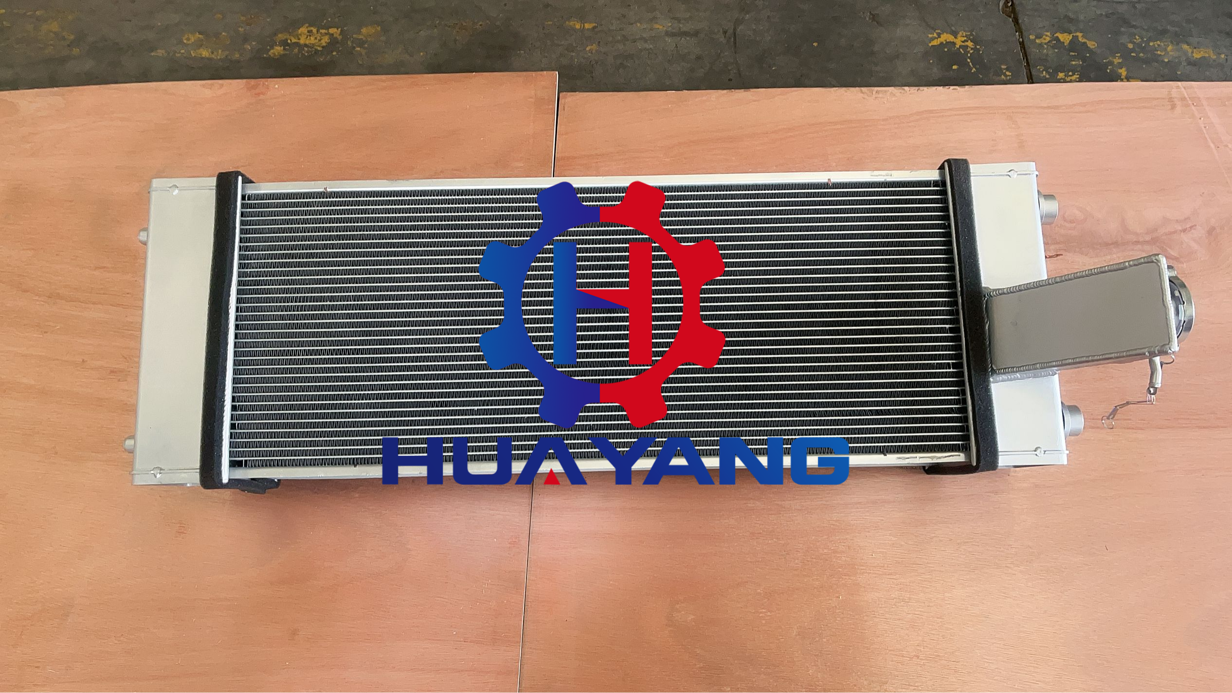 Water Tank Radiator 11Y-03-34211 11Y-03-34111 for Komatsu D31EX-22 D37PX-22 Bulldozers