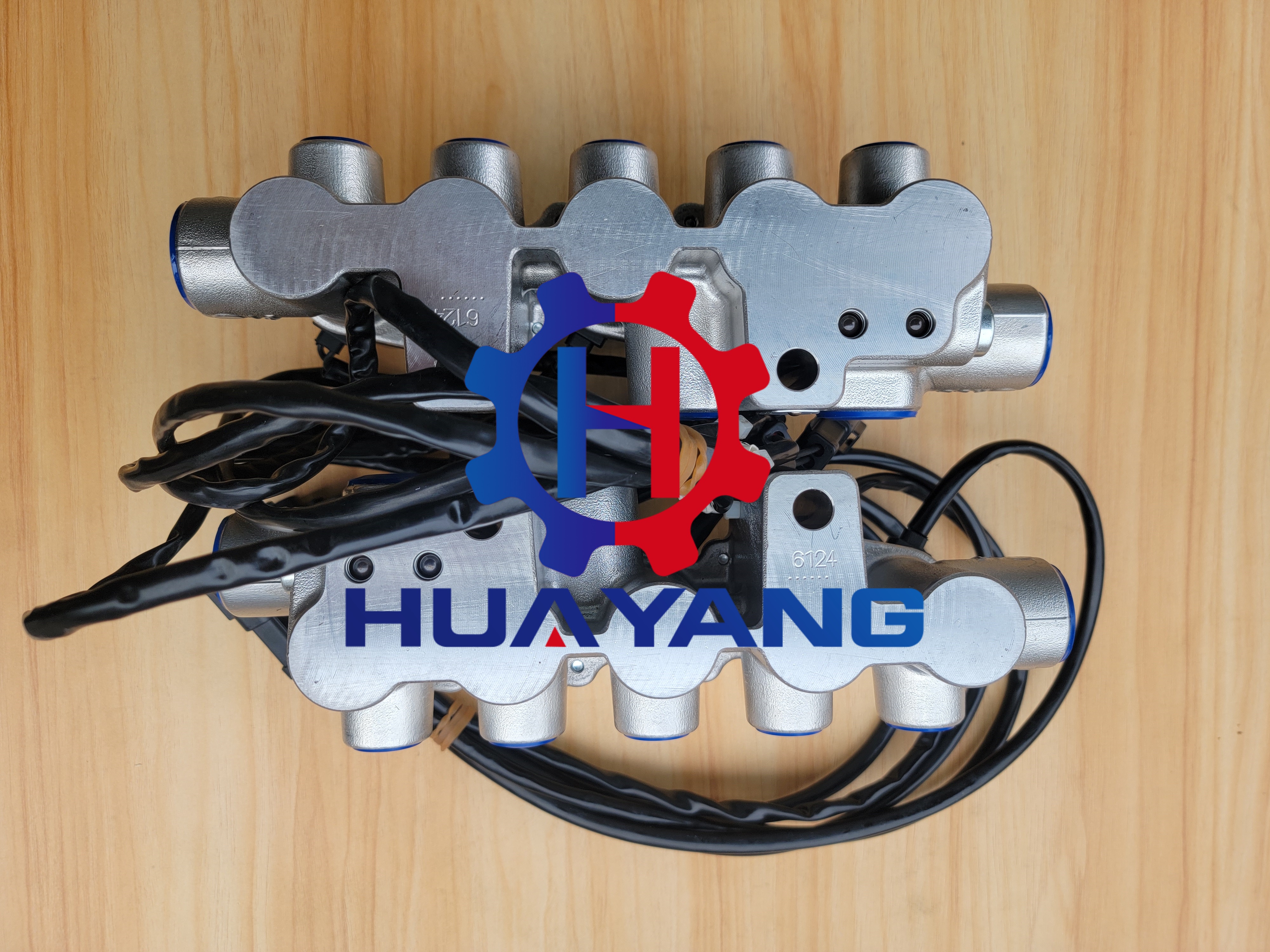 209-60-77240 Valve Assy For Komatsu PC600-7 PC750-7 Excavator Parts