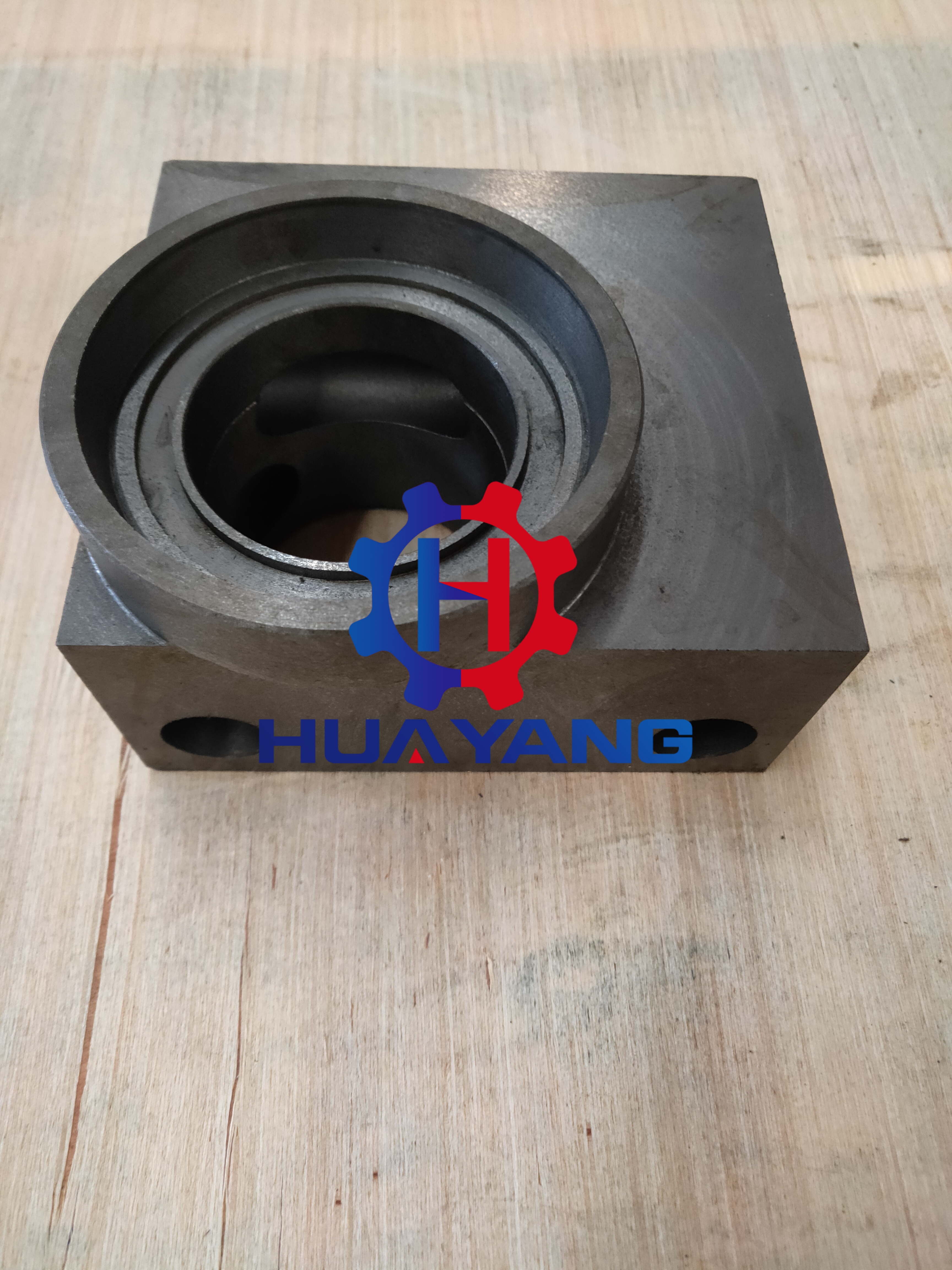 7G1901 - BEARING RH - IDLER - D7G fits Caterpillar (CAT)