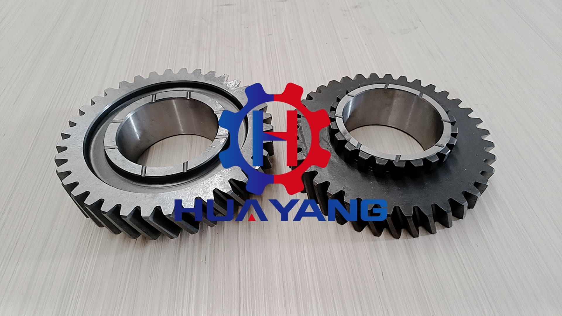 150-15-12190 GEAR,FORWARD KOMATSU parts for D80A, D80E, D80P