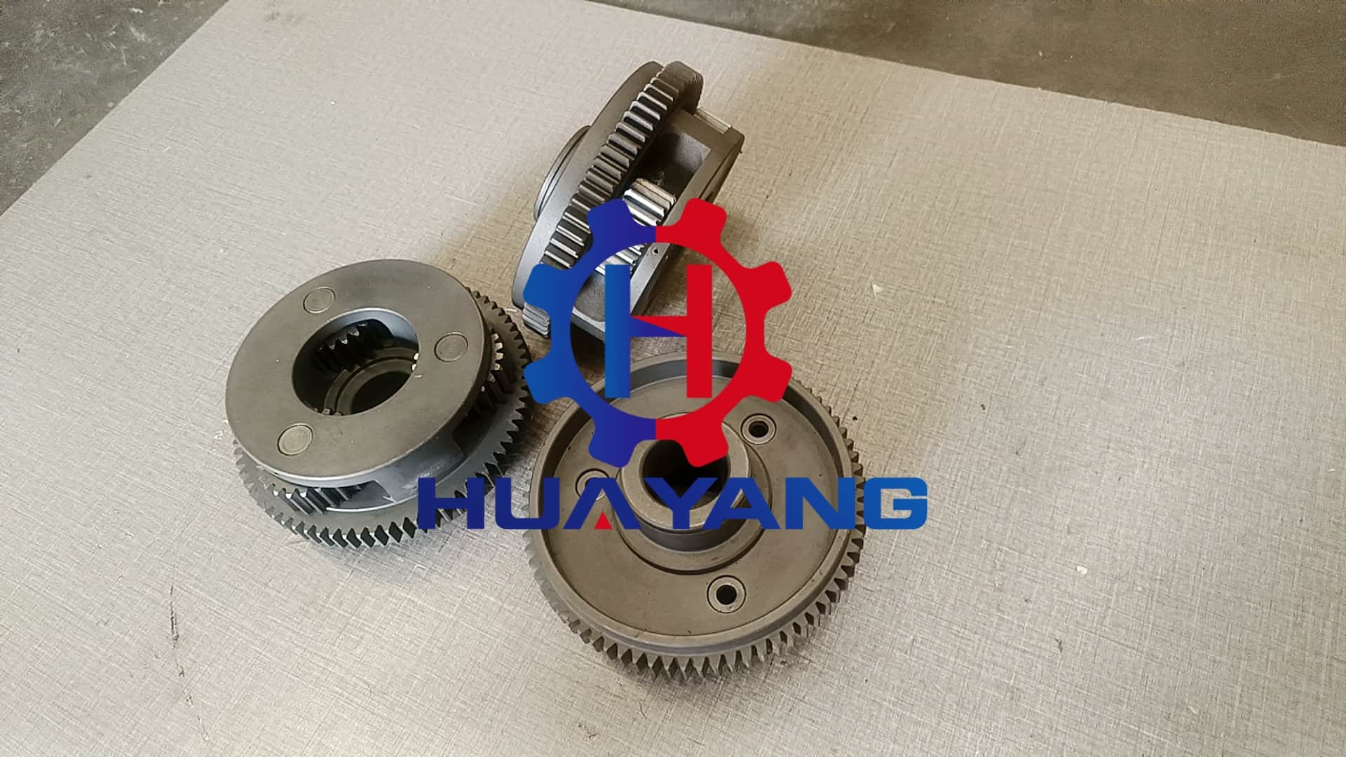 KOMATSU D31 D31P-18 D31P-20 Carrier Assy 113-15-32331 113-15-32330