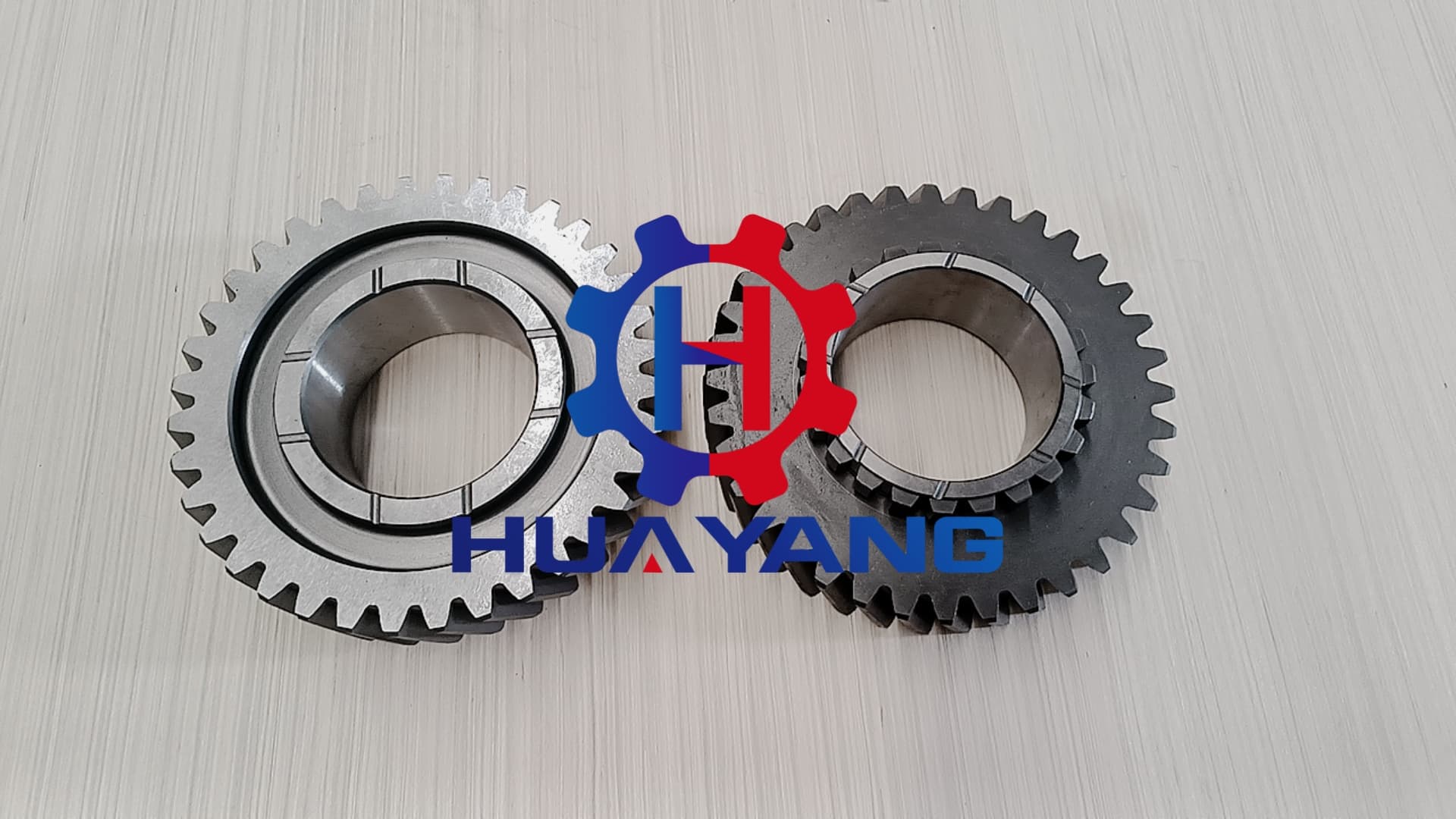 150-15-12190 GEAR,FORWARD KOMATSU parts for D80A, D80E, D80P
