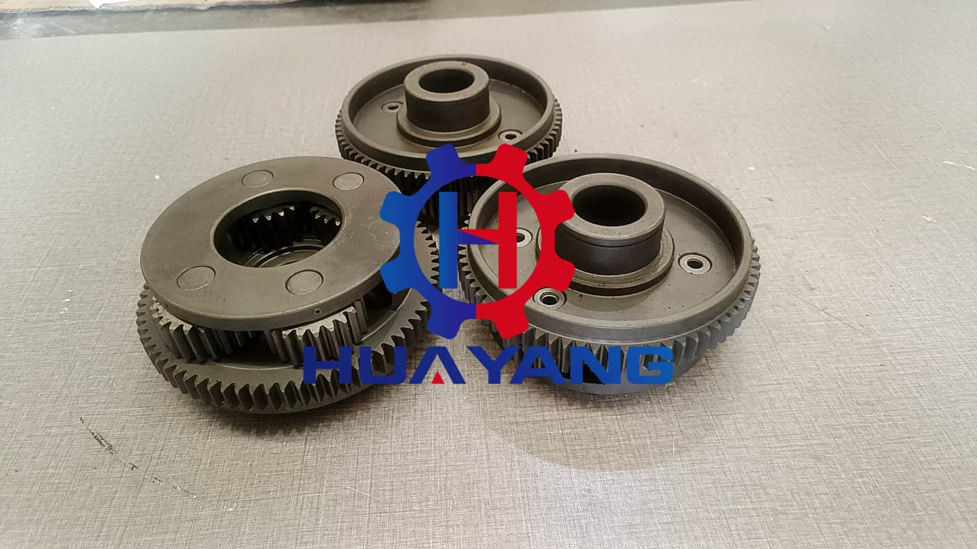 113-15-42311 Carrier fits for Komatsu Crawler Loaders D31Q-18 D31Q-20D31S-18