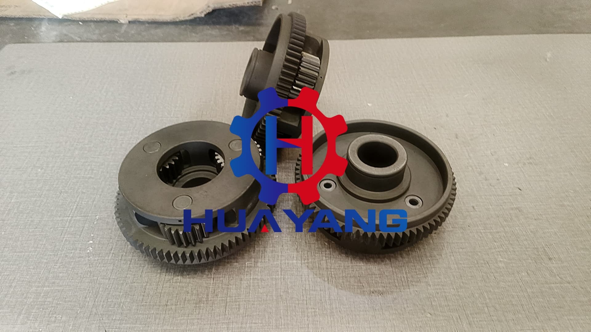 KOMATSU D31 D31P-18 D31P-20 Carrier Assy 113-15-32331 113-15-32330