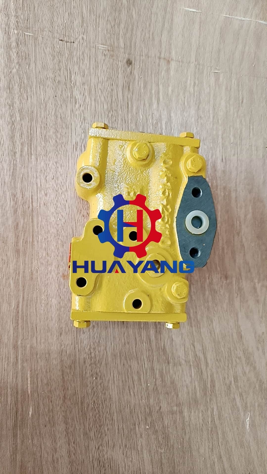 ​104-15-25110 Komatsu Valve Body