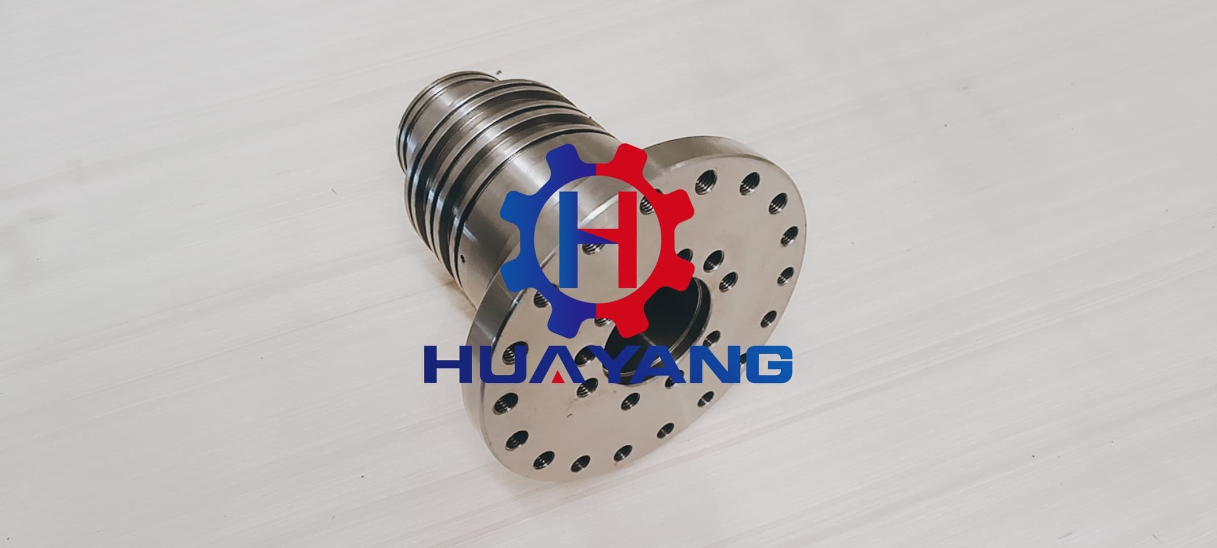 14X-22-14110 HUB D85ESS KOMATSU