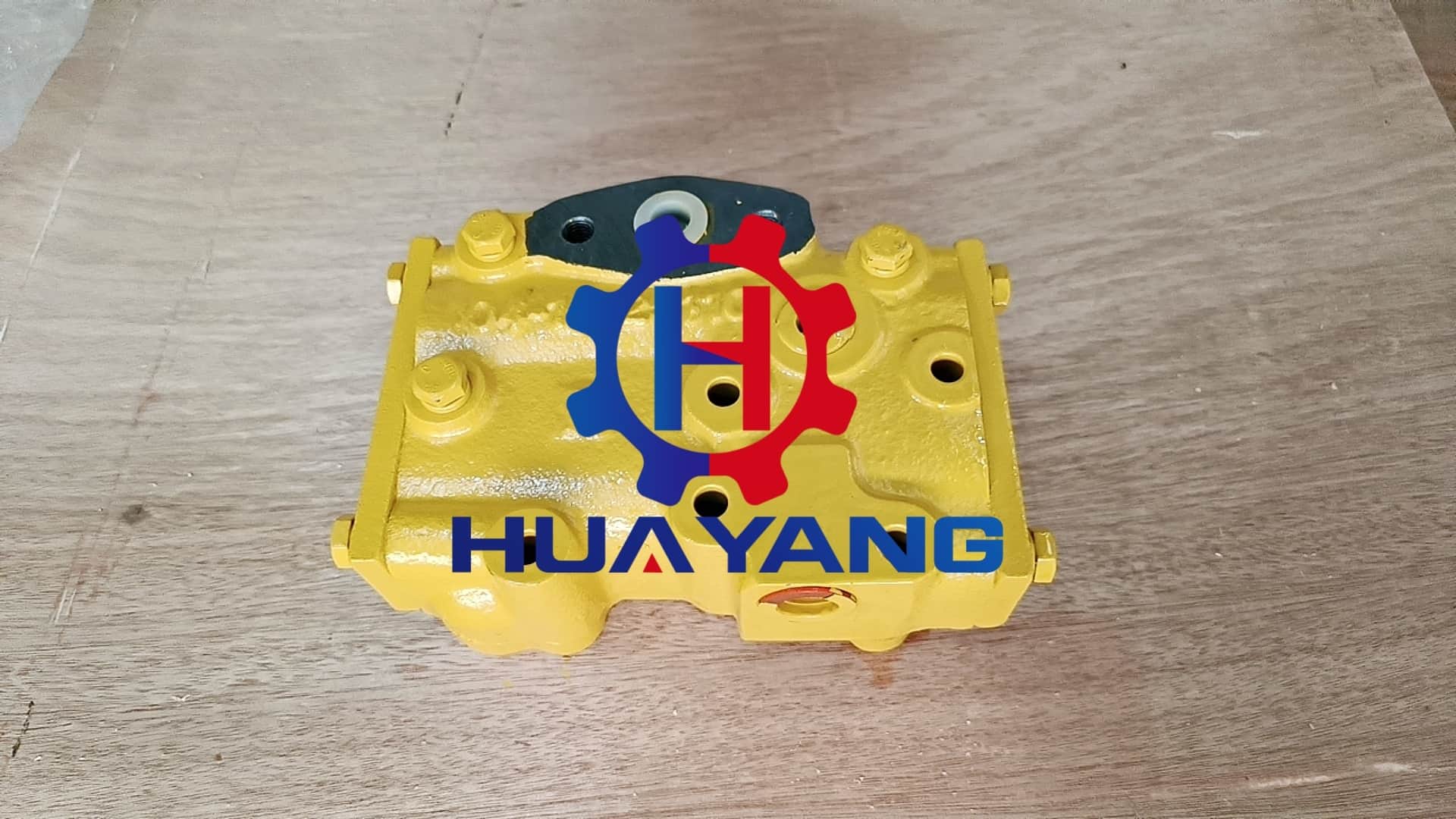 ​104-15-25110 Komatsu Valve Body