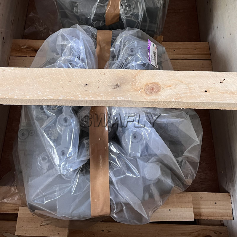 Hitachi 4642227 4691386 ZX650-3 Main Control Valve