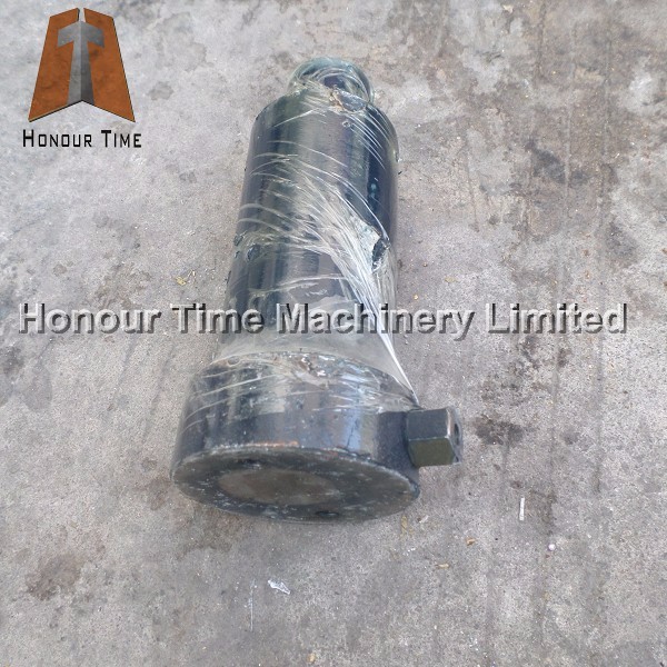 HD450 HD512 Track adjuster cylinder for excavator track cylinder