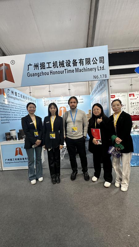Photos of customers at major exhibitions