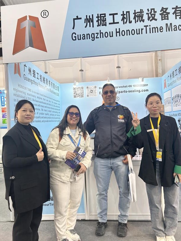 Photos of customers at major exhibitions