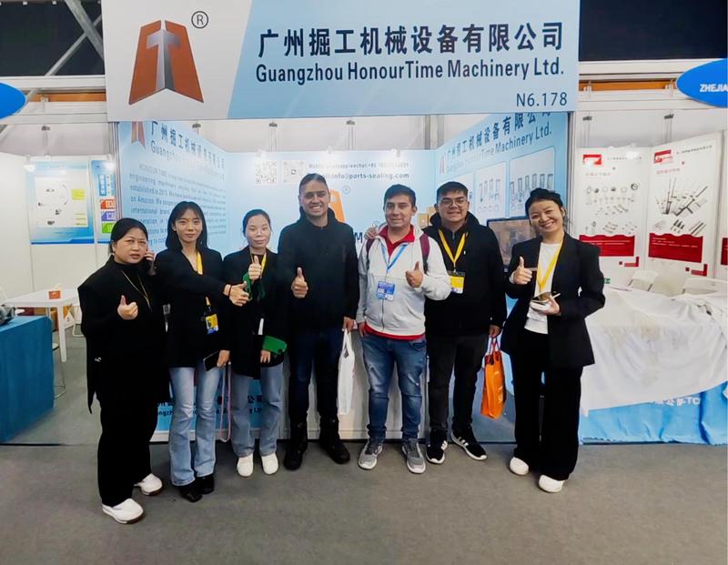Photos of customers at major exhibitions