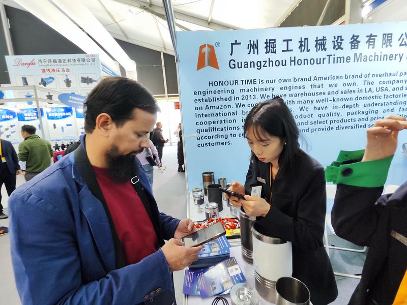 Photos of customers at major exhibitions