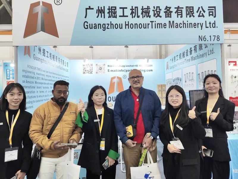 Photos of customers at major exhibitions