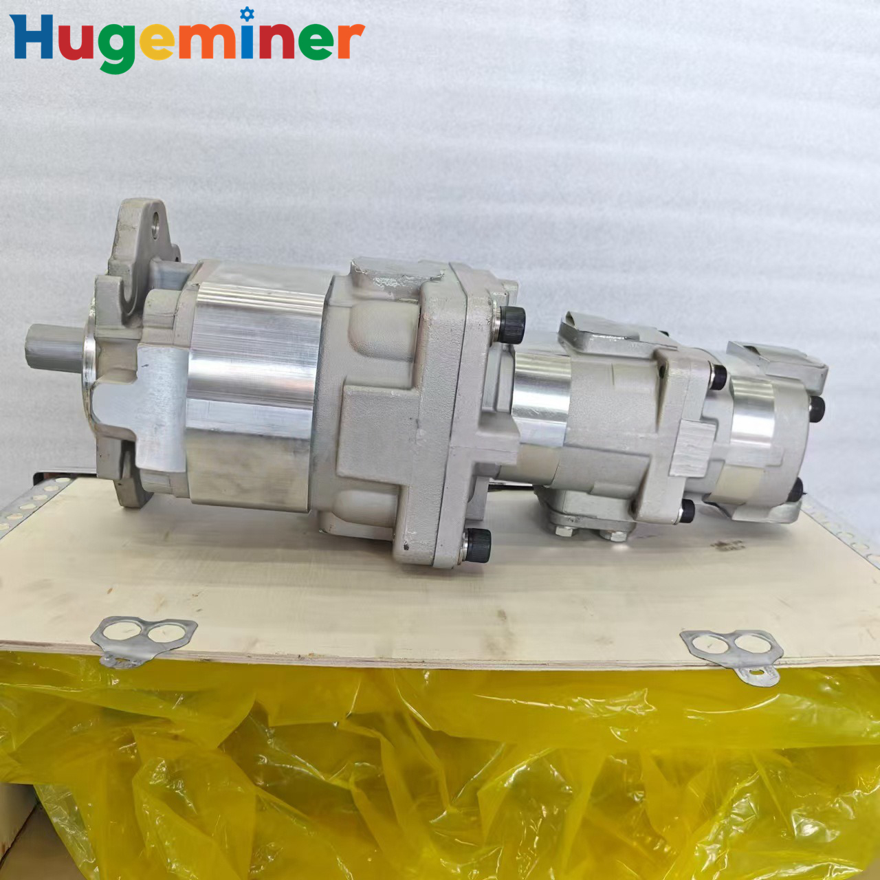 Komatsu PC1250-7/PC1250-8 Hydraulic Pump Fan Pump Assembly - OEM Part Number 708-1L-00800