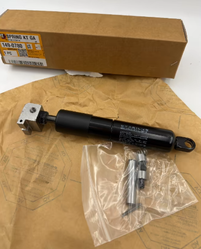 HUGEMINER DIRECT FACTORY SALE GAS SPRING STRUT 1490780 GENUINE REPLACEMENT FOR CATERPILLAR 777F MINING TRUCK HEAVY-DUTY MAINTENANCE SCENE