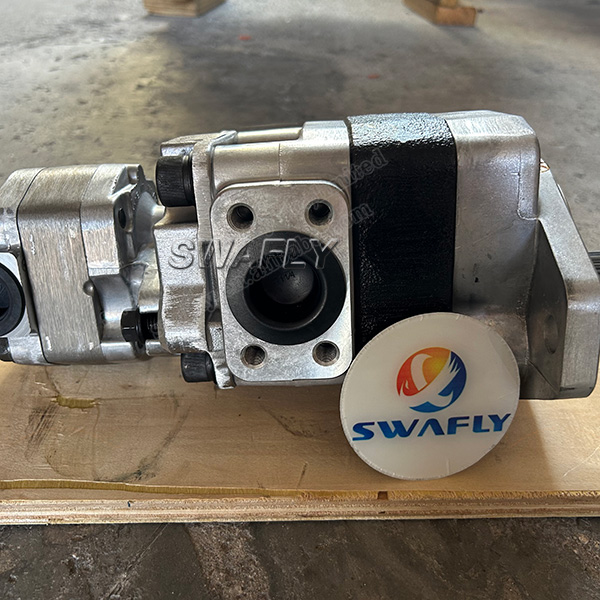 Hitachi 4482892 Gear Pump