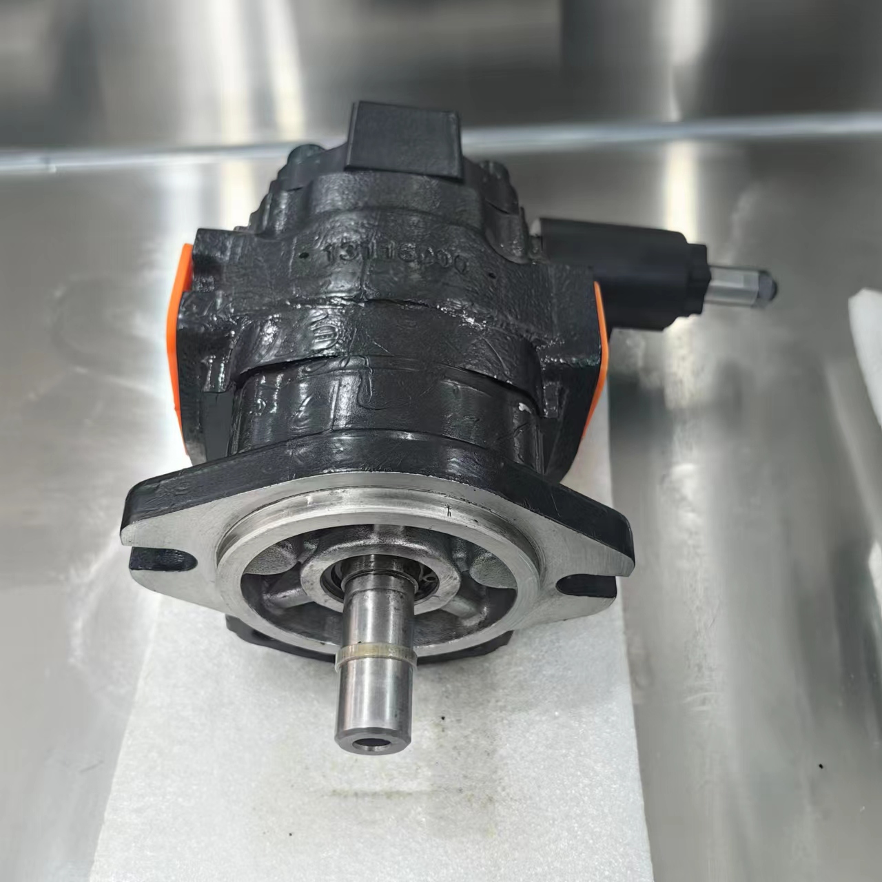 Revo 380/480 Excavator Hydraulic Pump Fan Motor