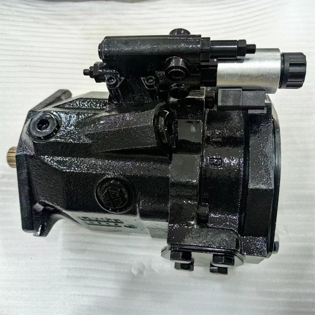 VOE15020156 15191773 Volvo articulated truck hydraulic pump
