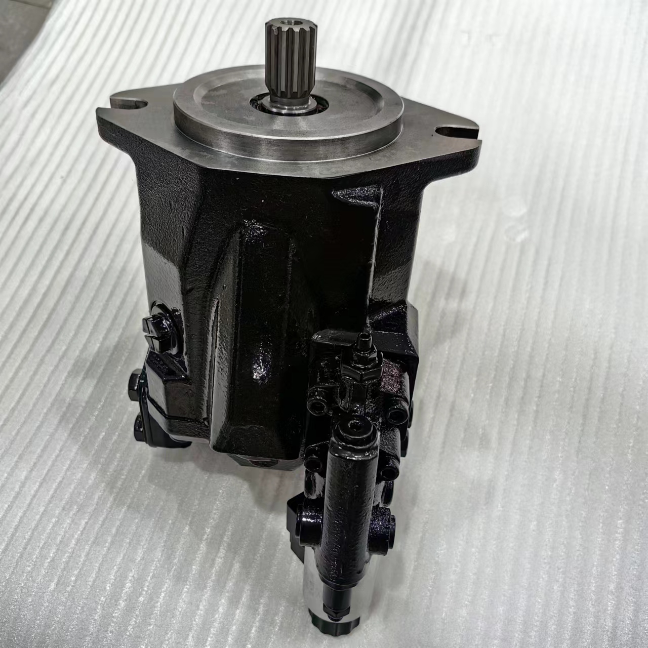VOE11708991 11708080 12735906 Volvo articulated truck hydraulic pump