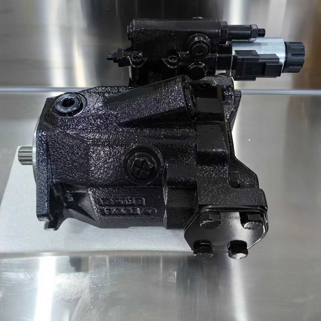 Liugong 950 Excavator Hydraulic Pump Plunger Fan Pump