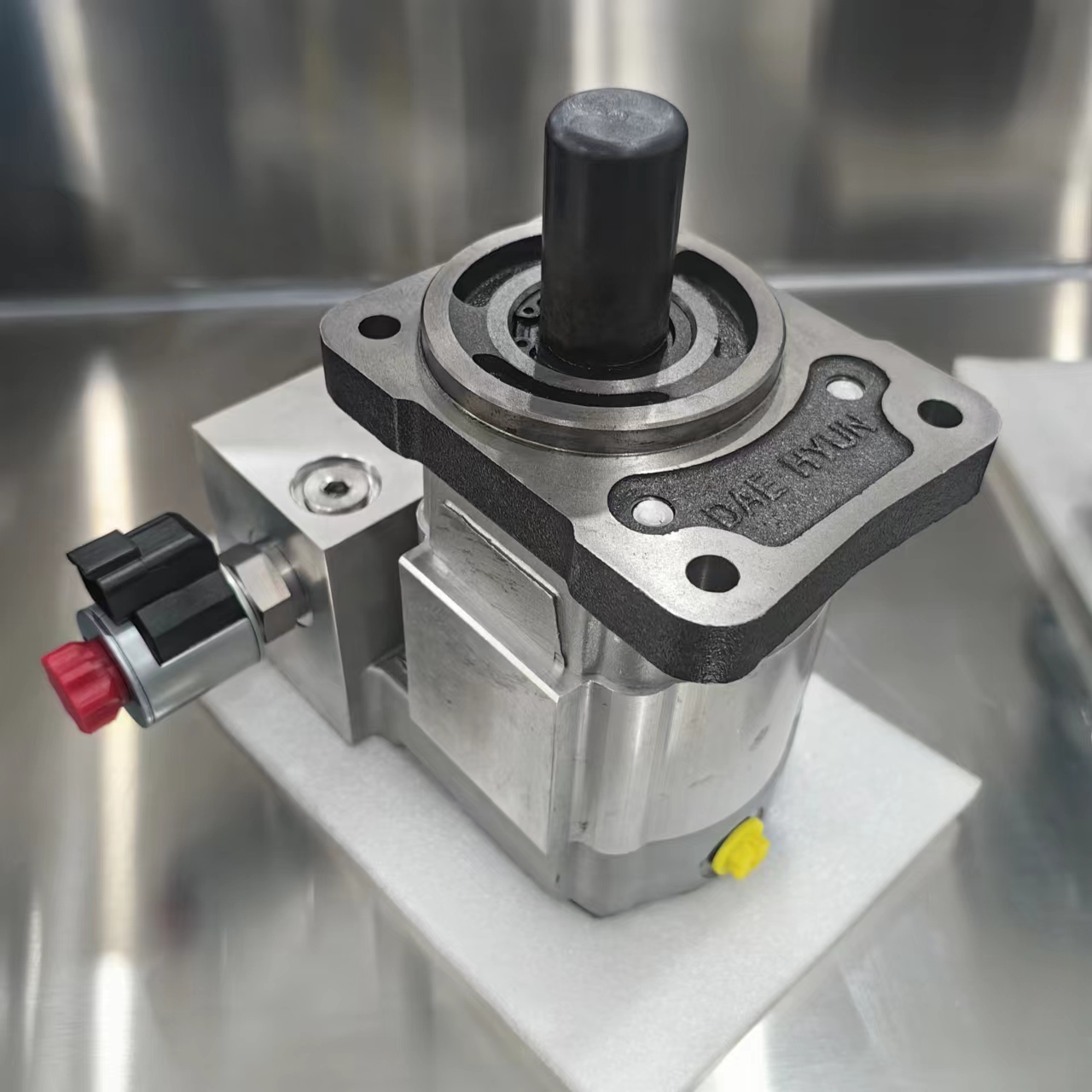 Modern 485 Excavator Hydraulic Pump Fan Motor