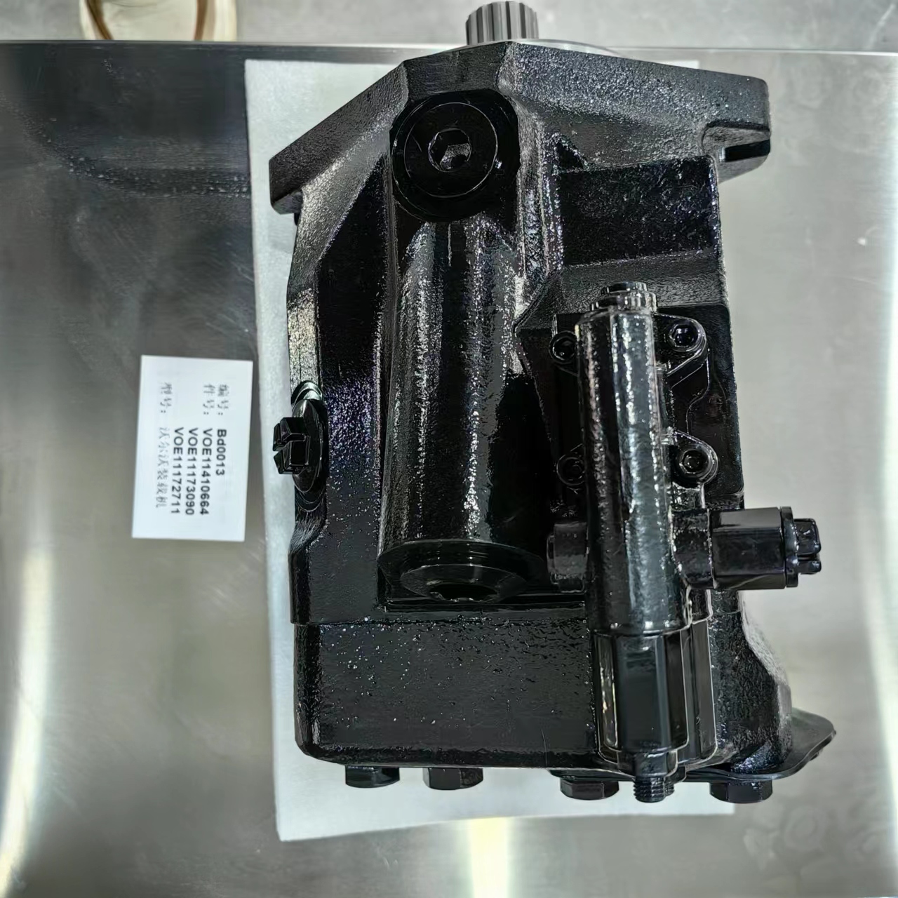VOE11410664 VOE11173090 VOE11172711 Volvo articulated truck hydraulic pump