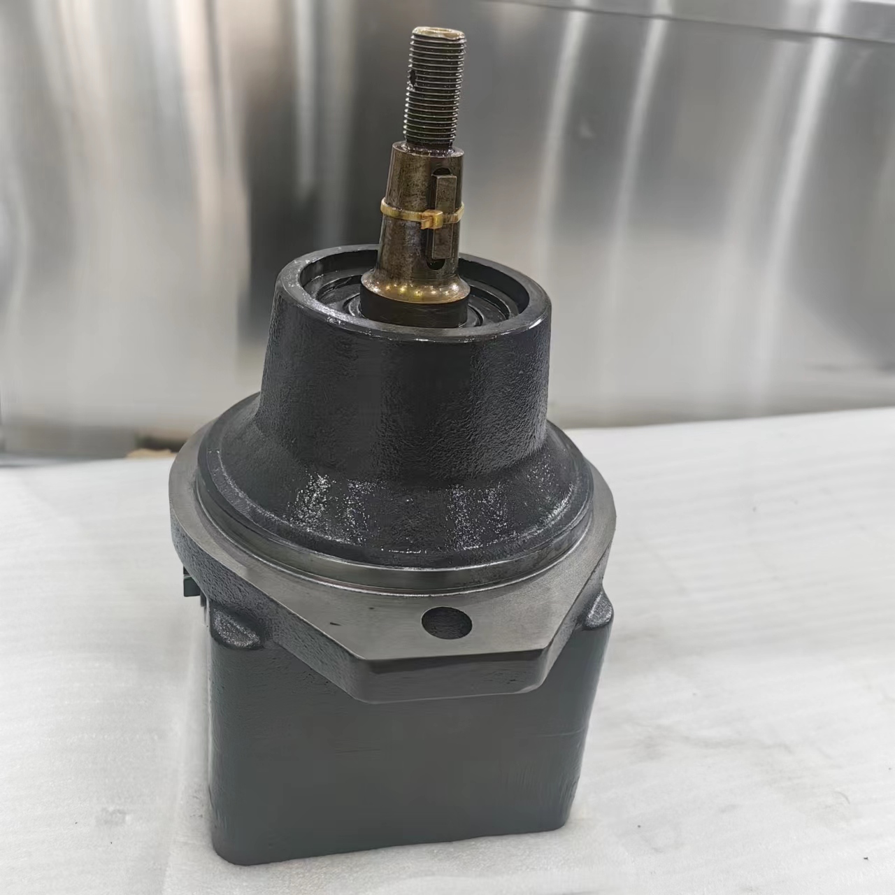 Hitachi 470 Excavator Hydraulic Pump Blade Fan Motor