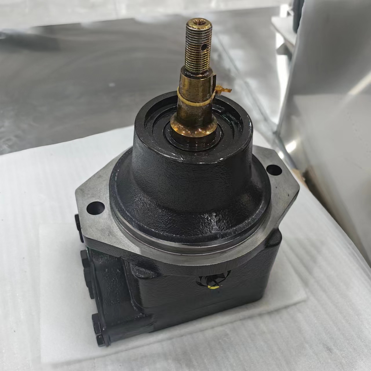 Hitachi 470 Excavator Hydraulic Pump Blade Fan Motor