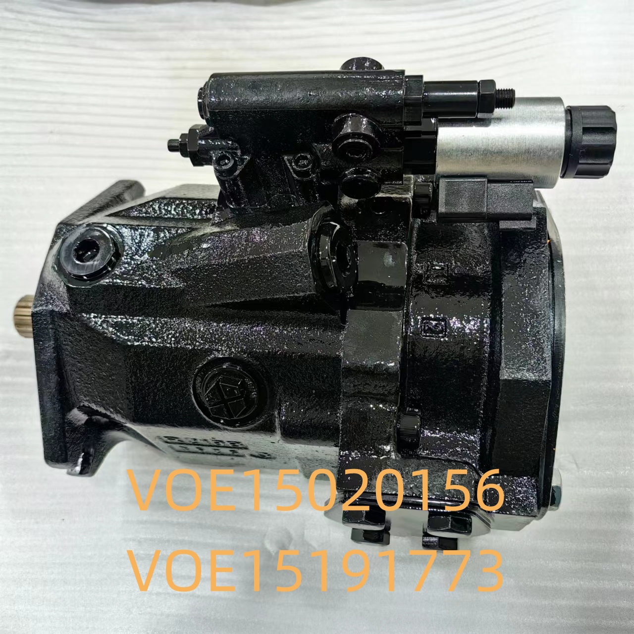 VOE15020156 15191773沃尔沃铰接式卡车液压泵
