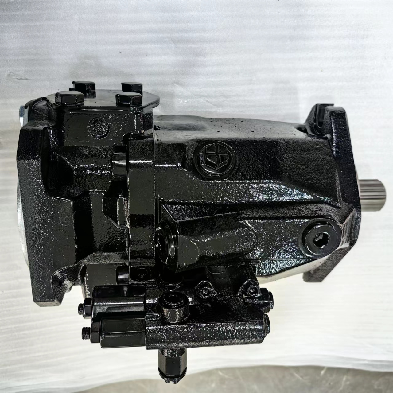 VOE11197051, 11197051 Volvo articulated truck hydraulic pump