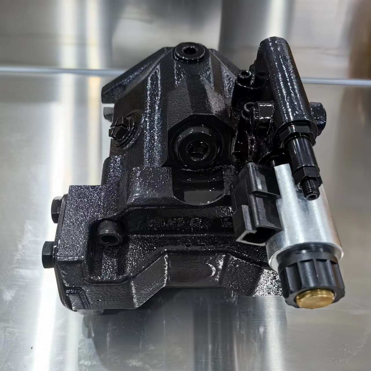 Liugong 950 Excavator Hydraulic Pump Plunger Fan Pump